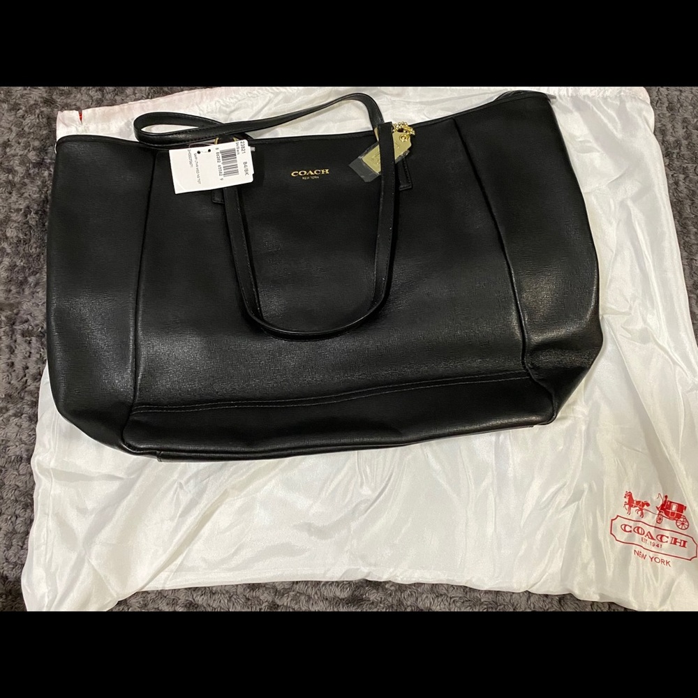Coach shoulder bag NWT